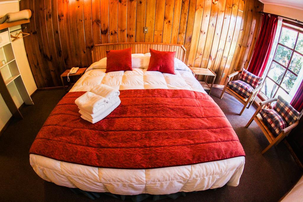 Hosteria Pehoe Torres del Paine National Park Екстериор снимка