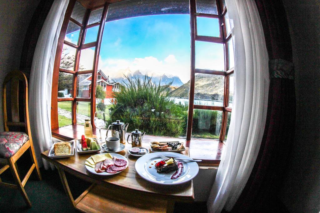 Hosteria Pehoe Torres del Paine National Park Екстериор снимка