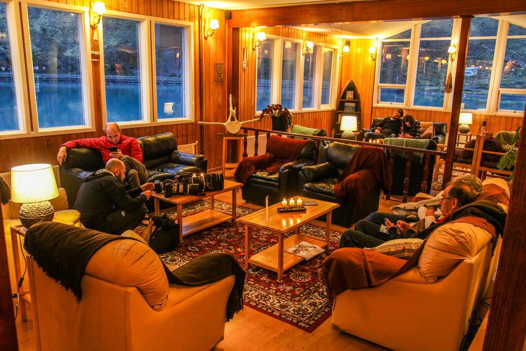 Hosteria Pehoe Torres del Paine National Park Екстериор снимка